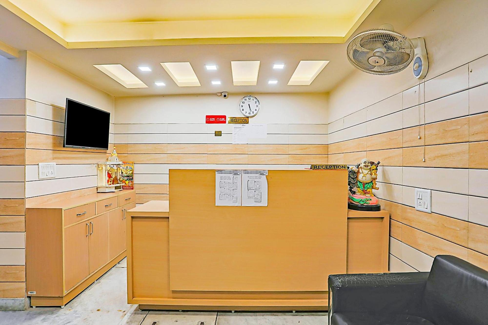 Hotel O Sun Villa New Delhi Luaran gambar